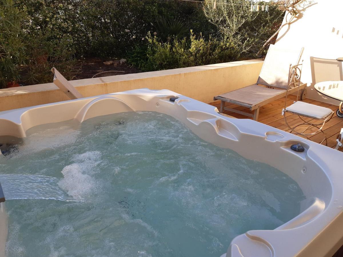 T2 Renove 100M Plage Avec Spa Privatif Entre Calvi Et Ile Rousse Lumio  Exterior foto